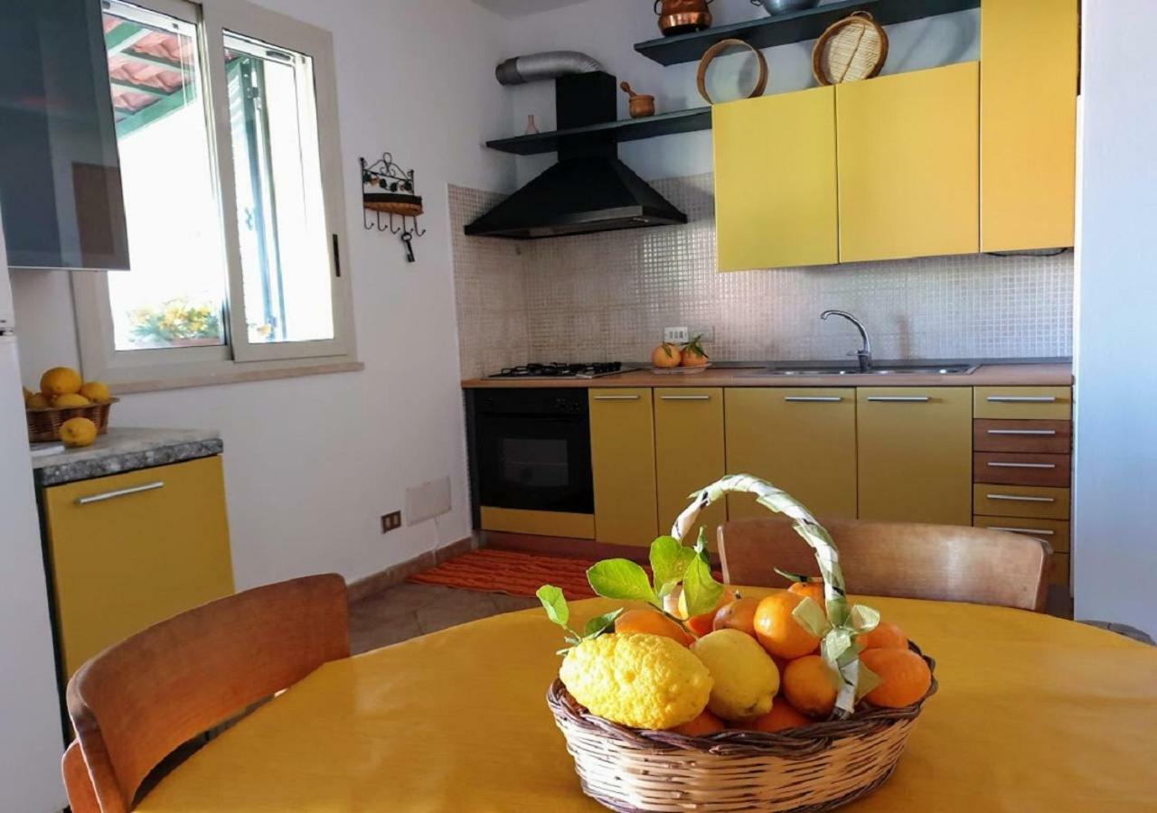 Casa Delle Salinelle Villa Lascari Bagian luar foto